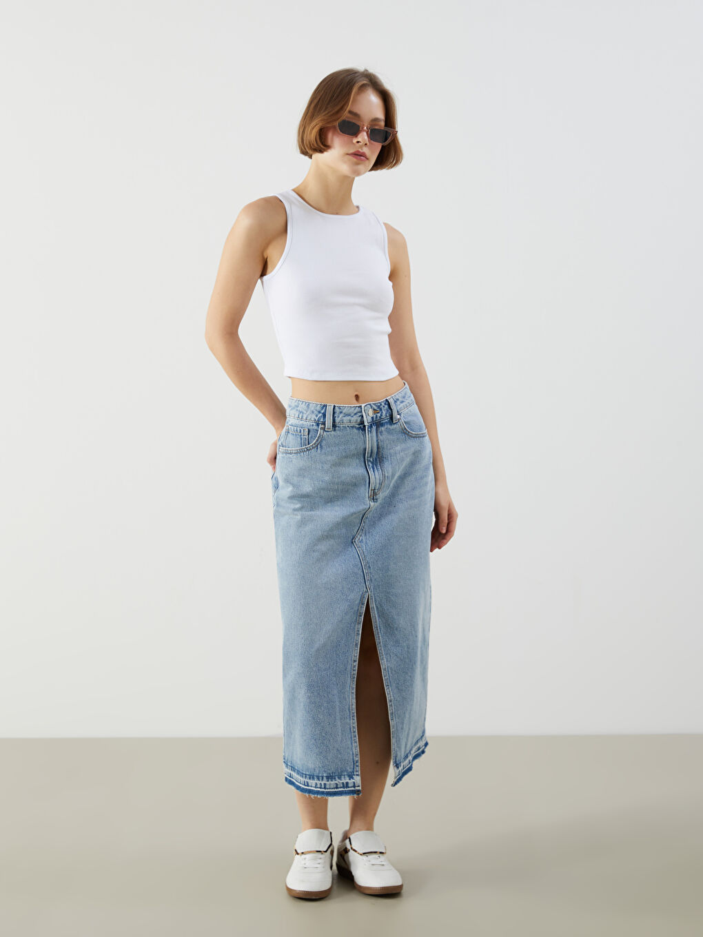 Slim Fit Denim Skirt -S53119Z8-S54