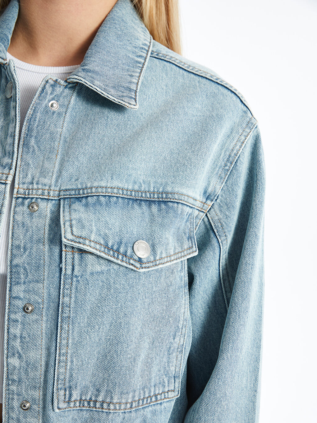 Collared Neck Women's Denim Jacket-2