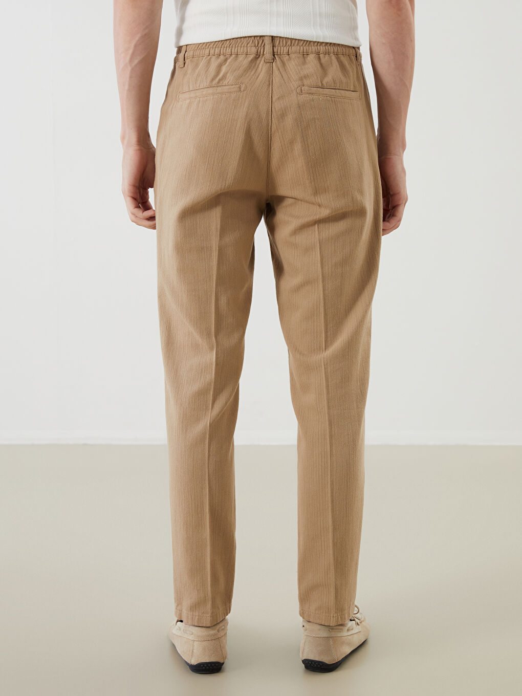 LCWAIKIKI Classic Regular Fit Linen Blend Men's Pleated Chino Trousers -S53165Z8-YS0