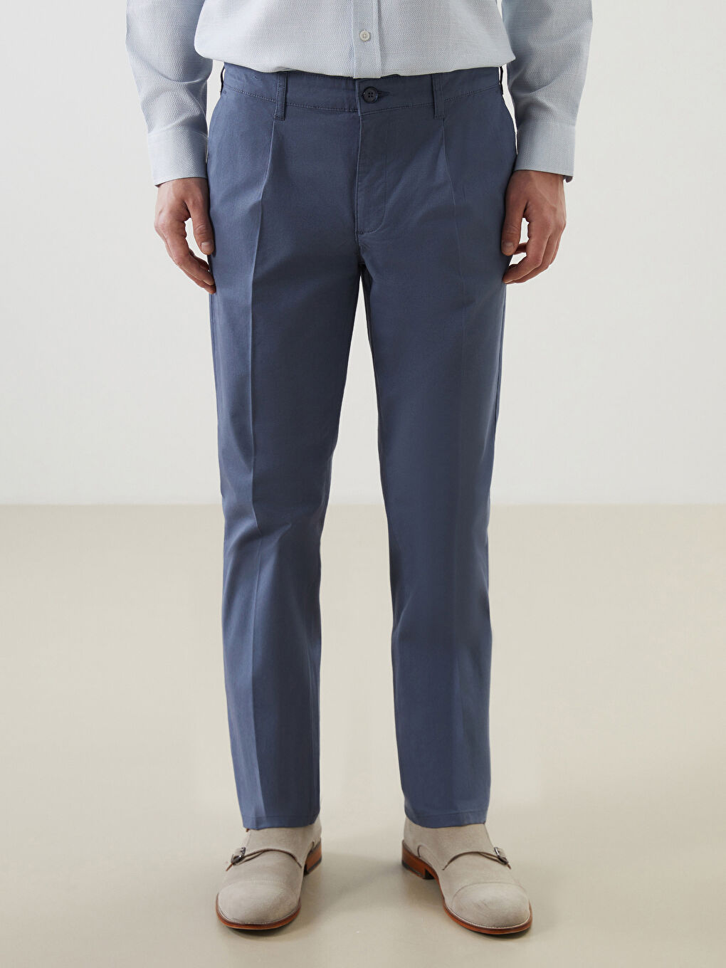 İndigo Standart Kalıp Erkek Pileli Chino Pantolon-1