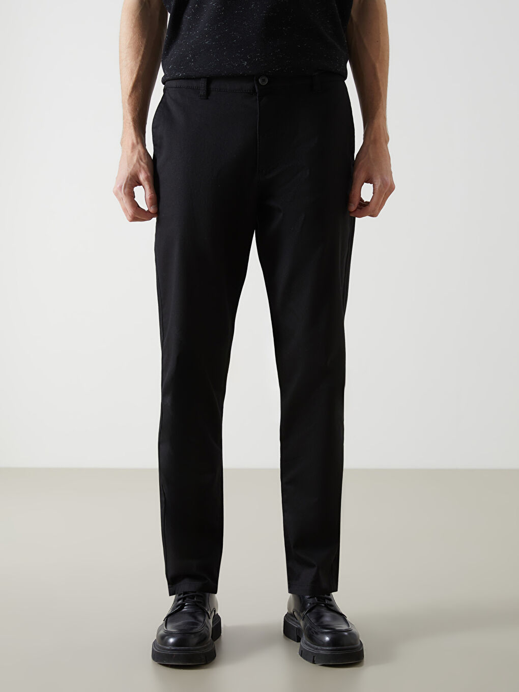 Muške slim-fit chino pantalone -S53169Z8-CVL