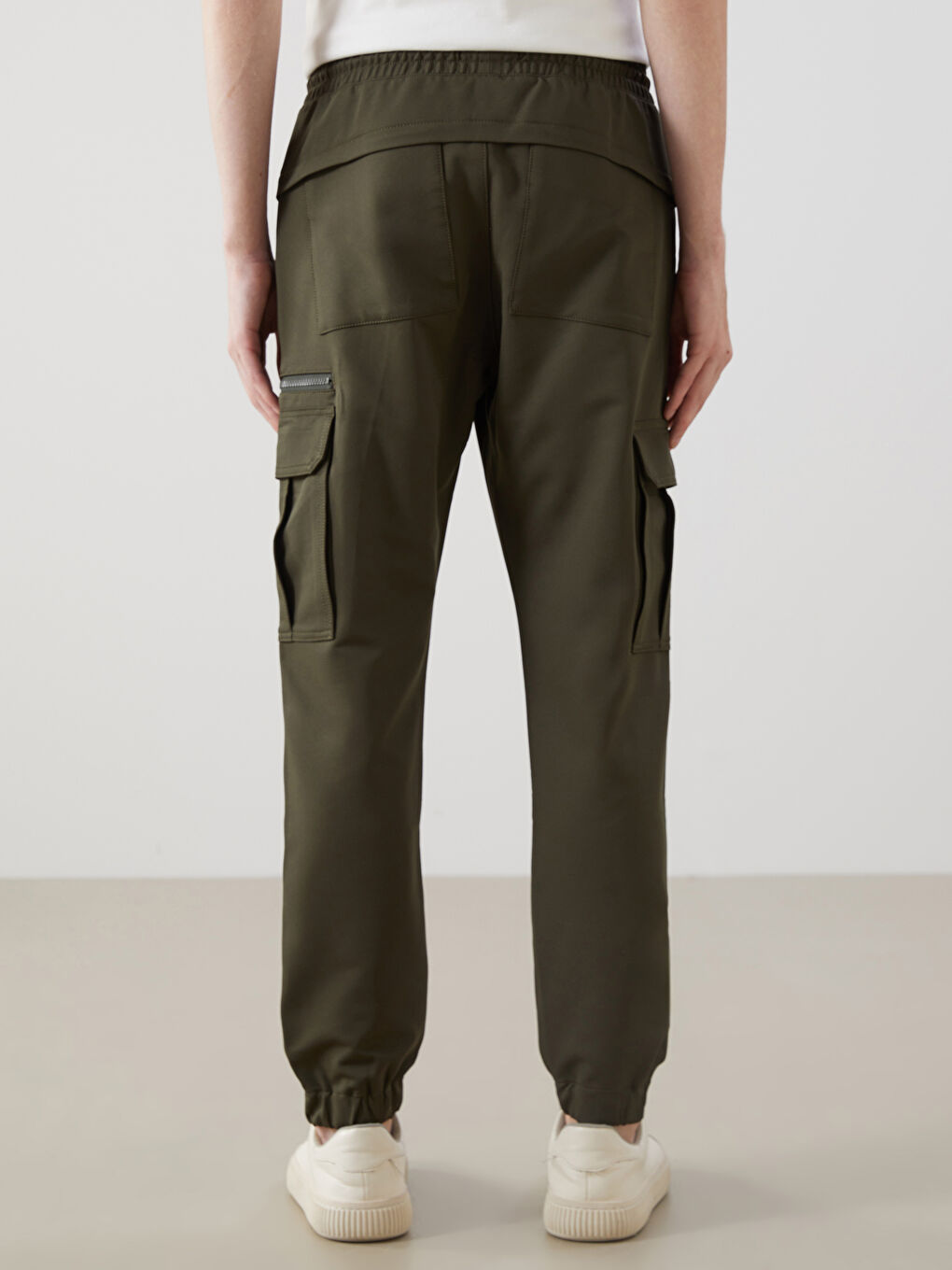TAMNO ŽUTA Jogger pantalone Muškarci -S53188Z8-MGL