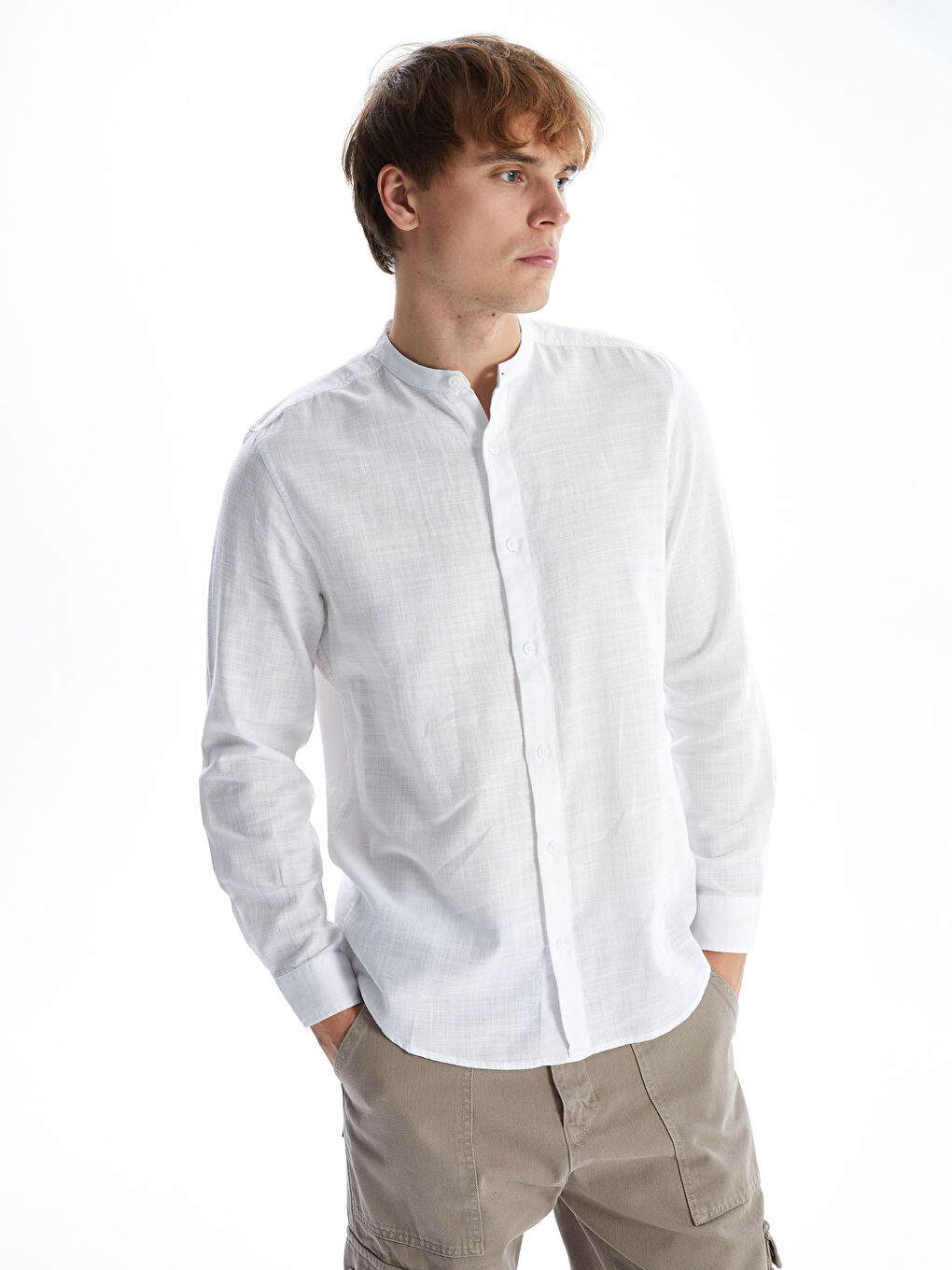 Рубашка с длинным рукавом, стандартного кроя, с воротником-стойкой для мужчин