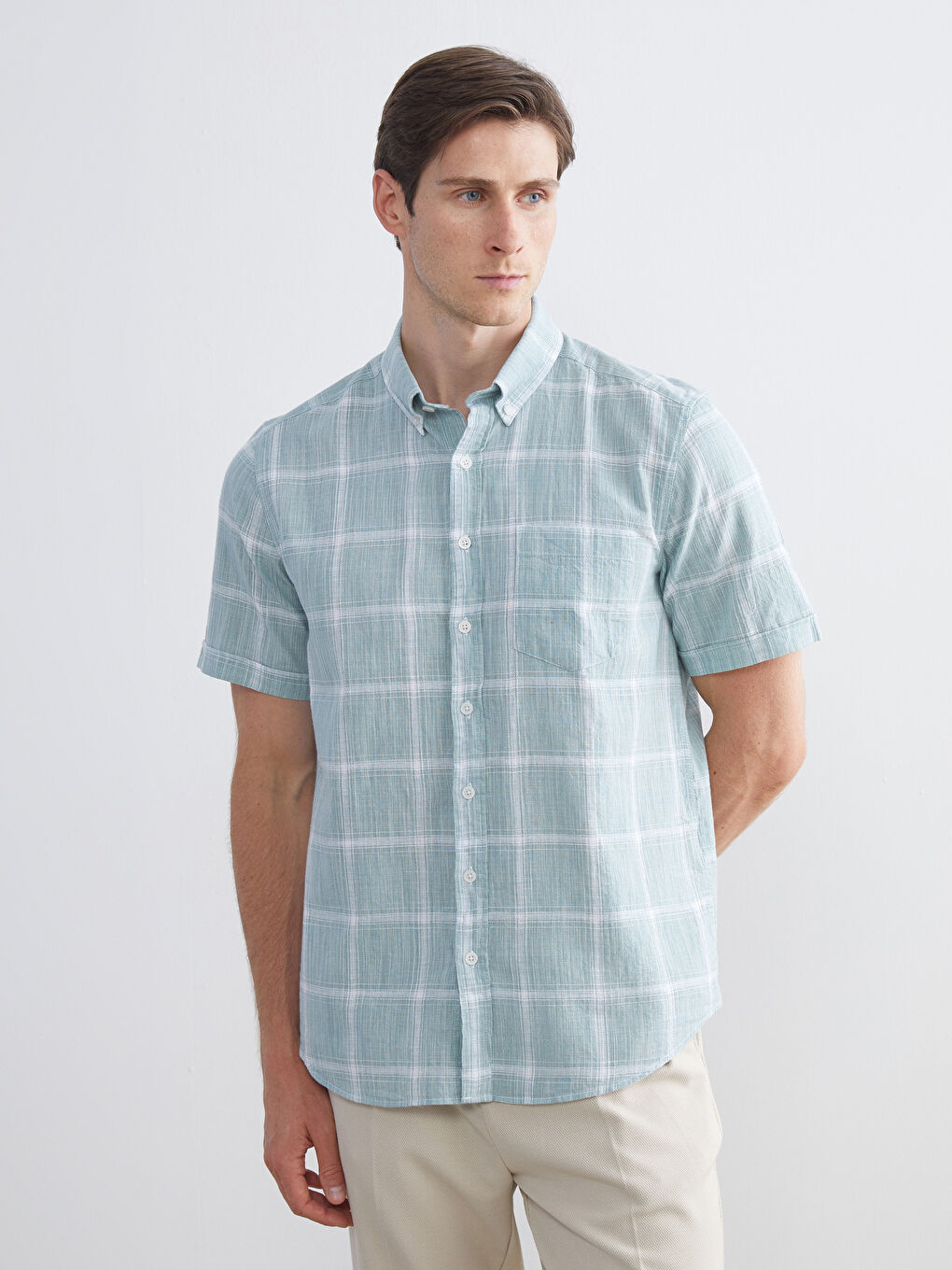 LCWAIKIKI Classic Regular Fit Short Sleeve Plaid Poplin Men's Shirt -S53338Z8-LM7