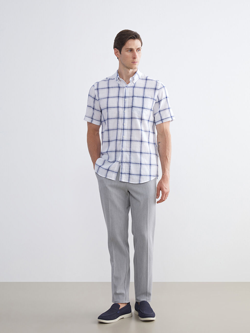 LCWAIKIKI Classic Regular Fit Short Sleeve Plaid Poplin Men's Shirt -S53338Z8-LPU