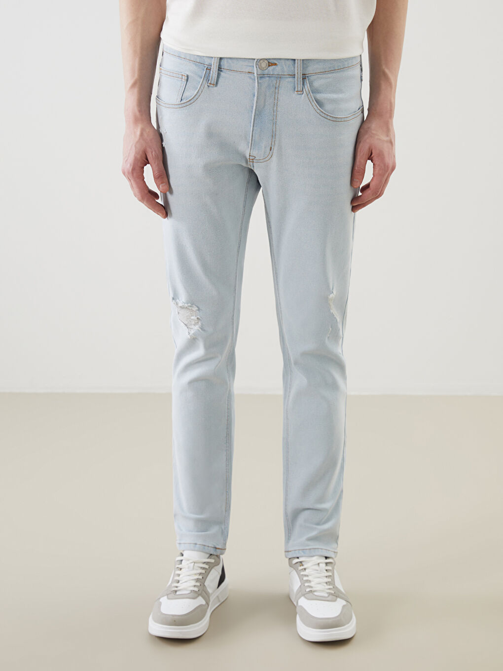 750 Slim Fit Men's Jeans -S53401Z8-311