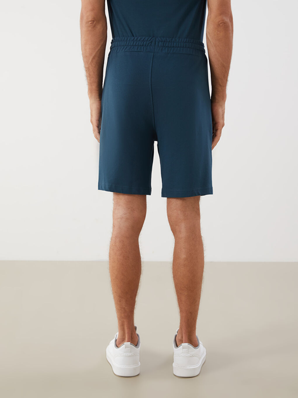 Standard Fit Men's Shorts -S53431Z8-QT0