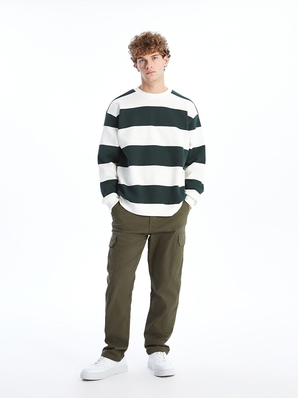 Standard Fit Men's Cargo Trousers -S53490Z8-SEM