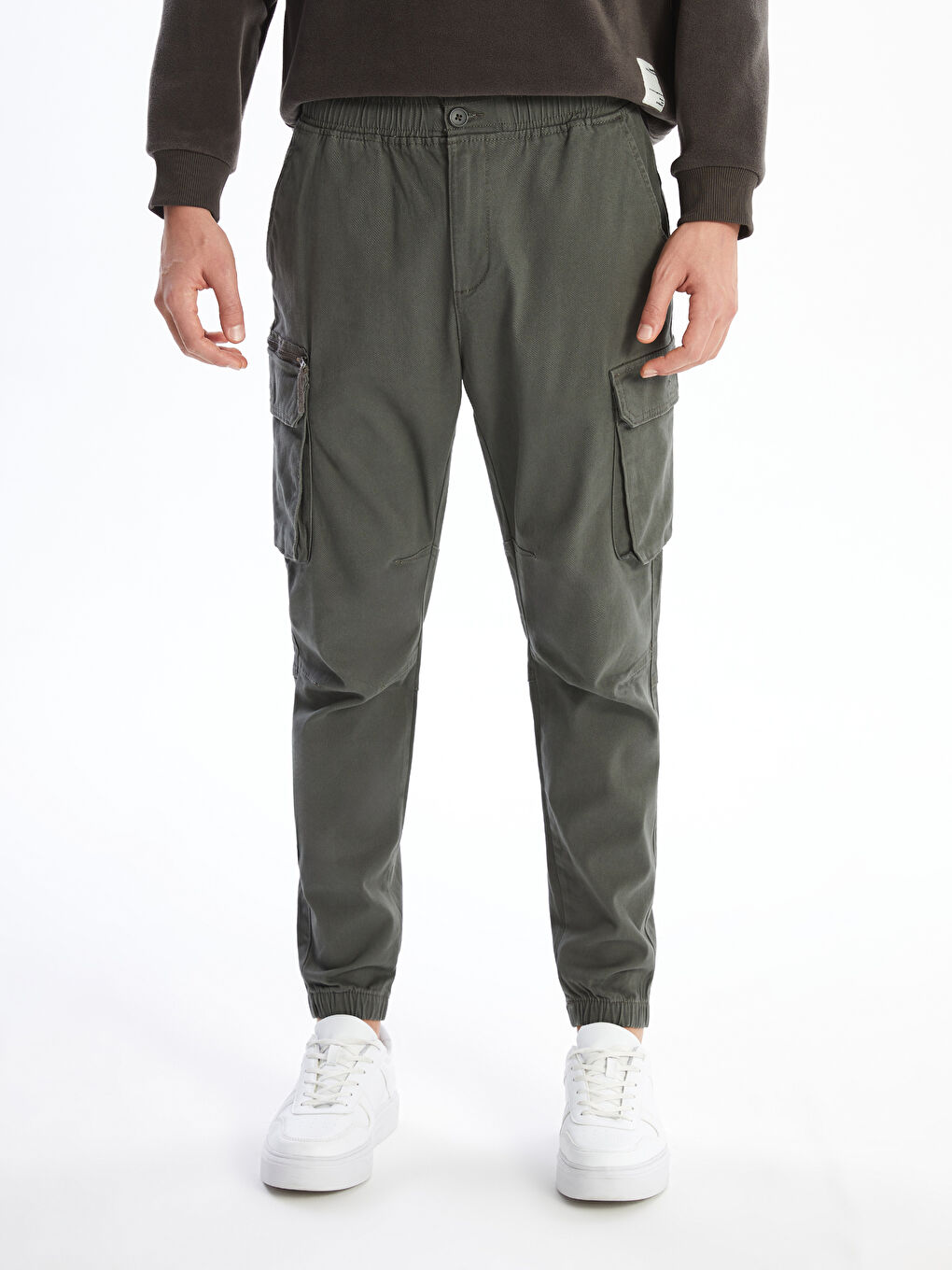 Standard Fit Men's Cargo Trousers-1