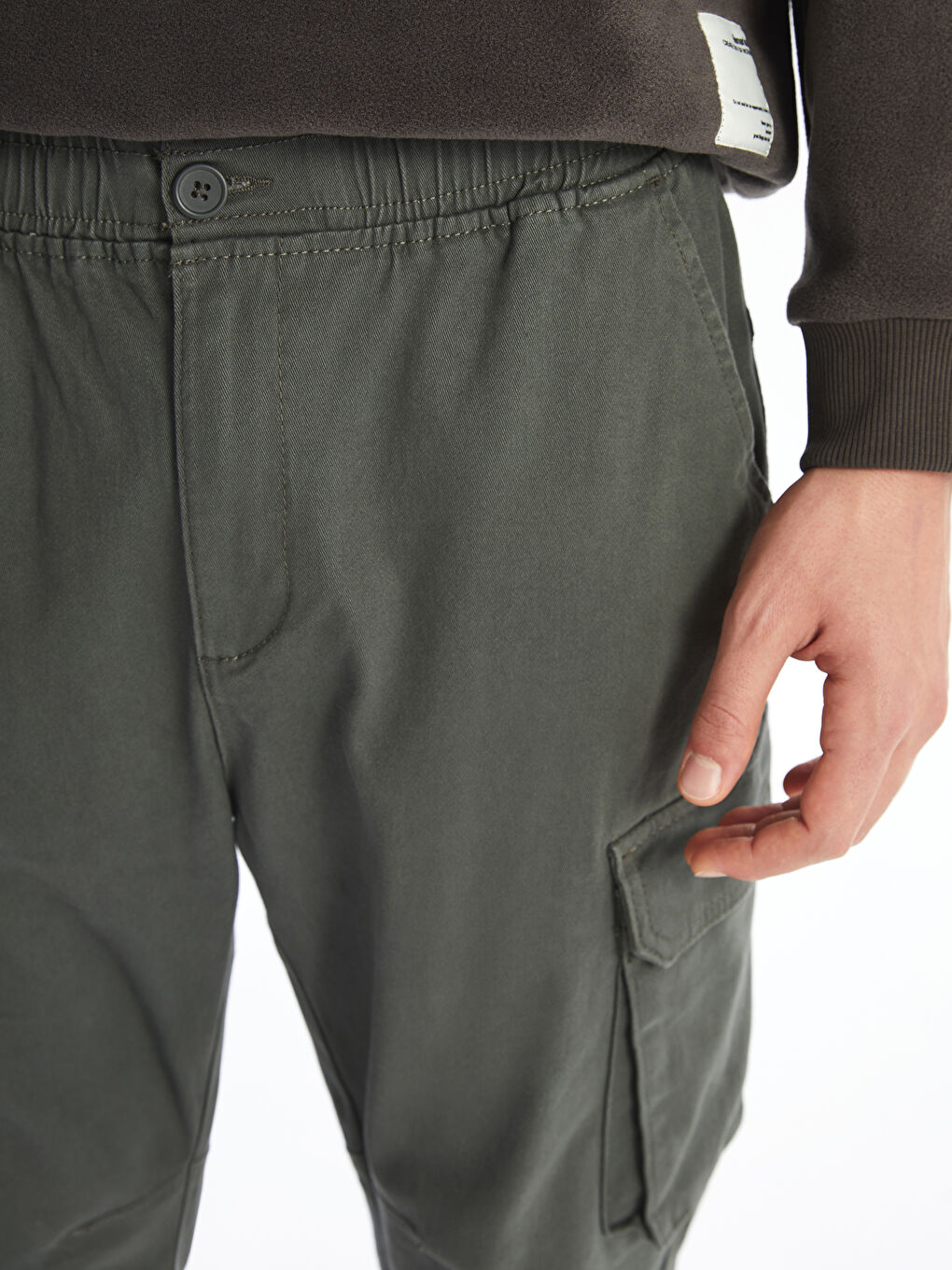 Standard Fit Men's Cargo Trousers-2
