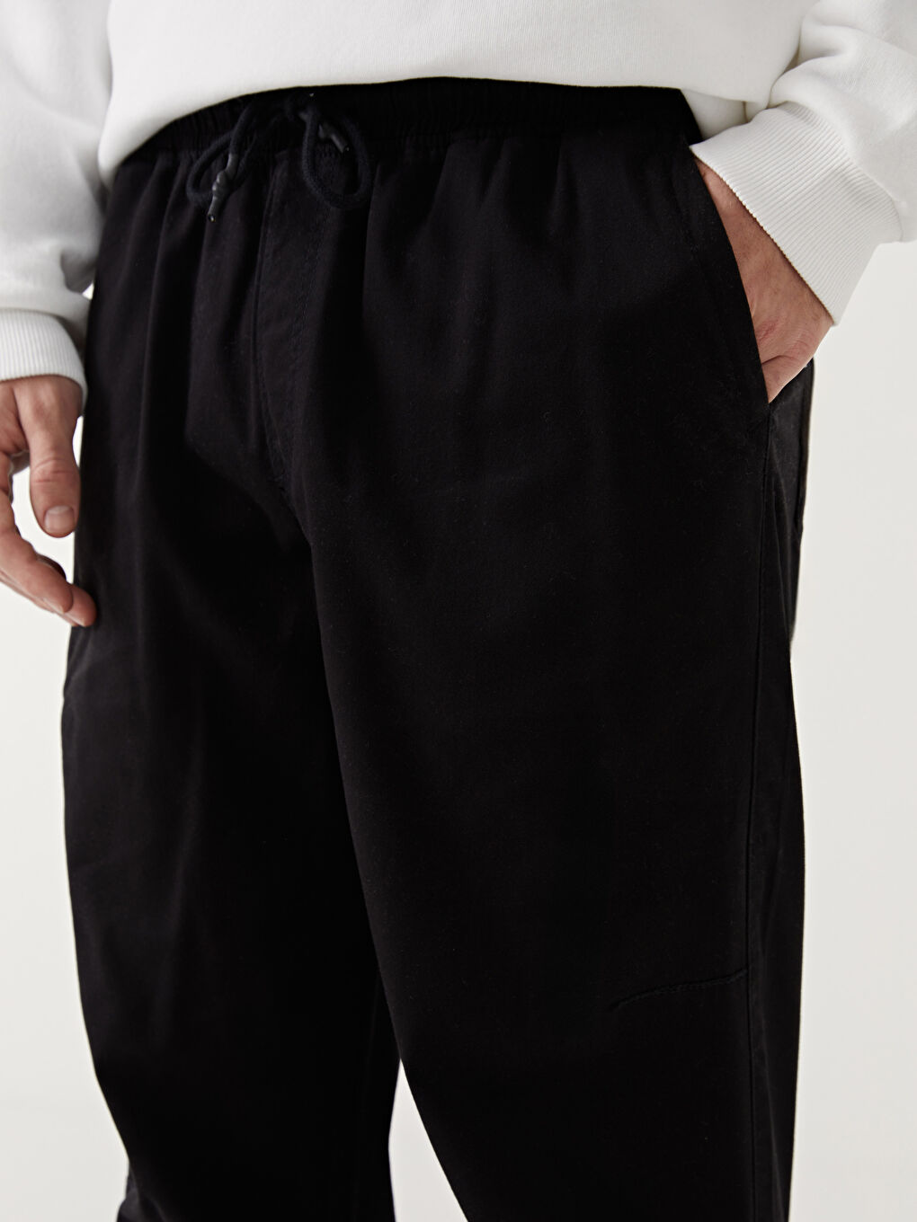 Muške džoger pantalone od gabardena, klasičan kroj -S53510Z8-RQL