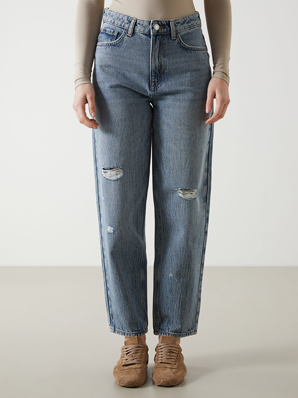 Boyfriend Ripped Detailed Women's Jeans -S53576Z8-311