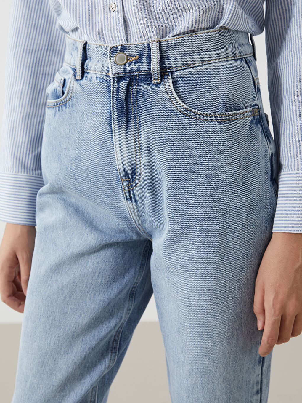 Mom Fit Women's Jeans-2