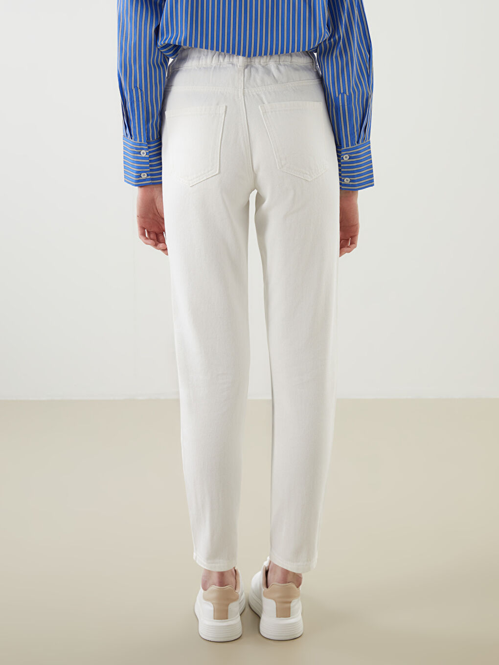 Elasticated Waist Slouchy Fit Women's Jeans -S53589Z8-844