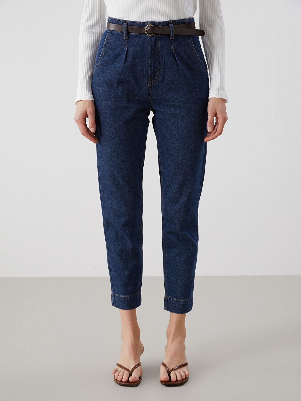 Belted Mom Fit Women's Jeans -S53717Z8-309