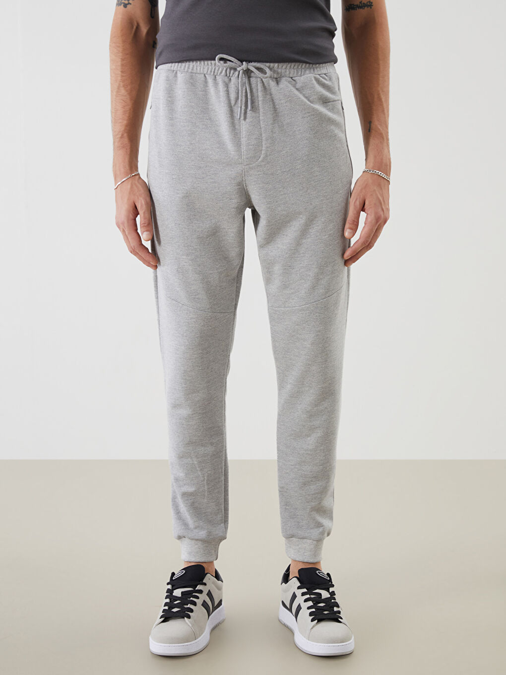 Pantalons de survêtement jogger pour hommes à coupe régulière-1