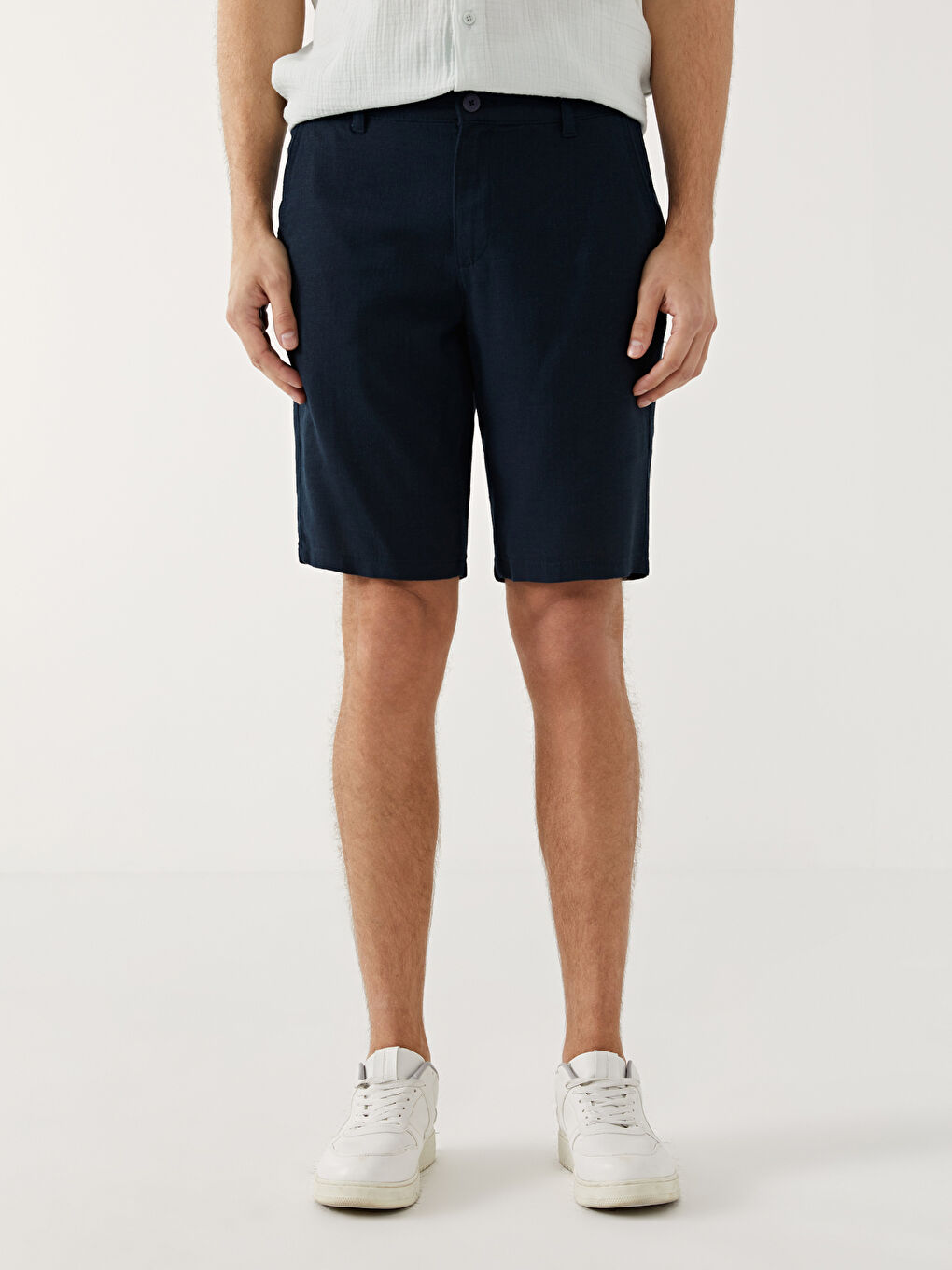 Relaxed Fit Linen Blend Men's Shorts-1