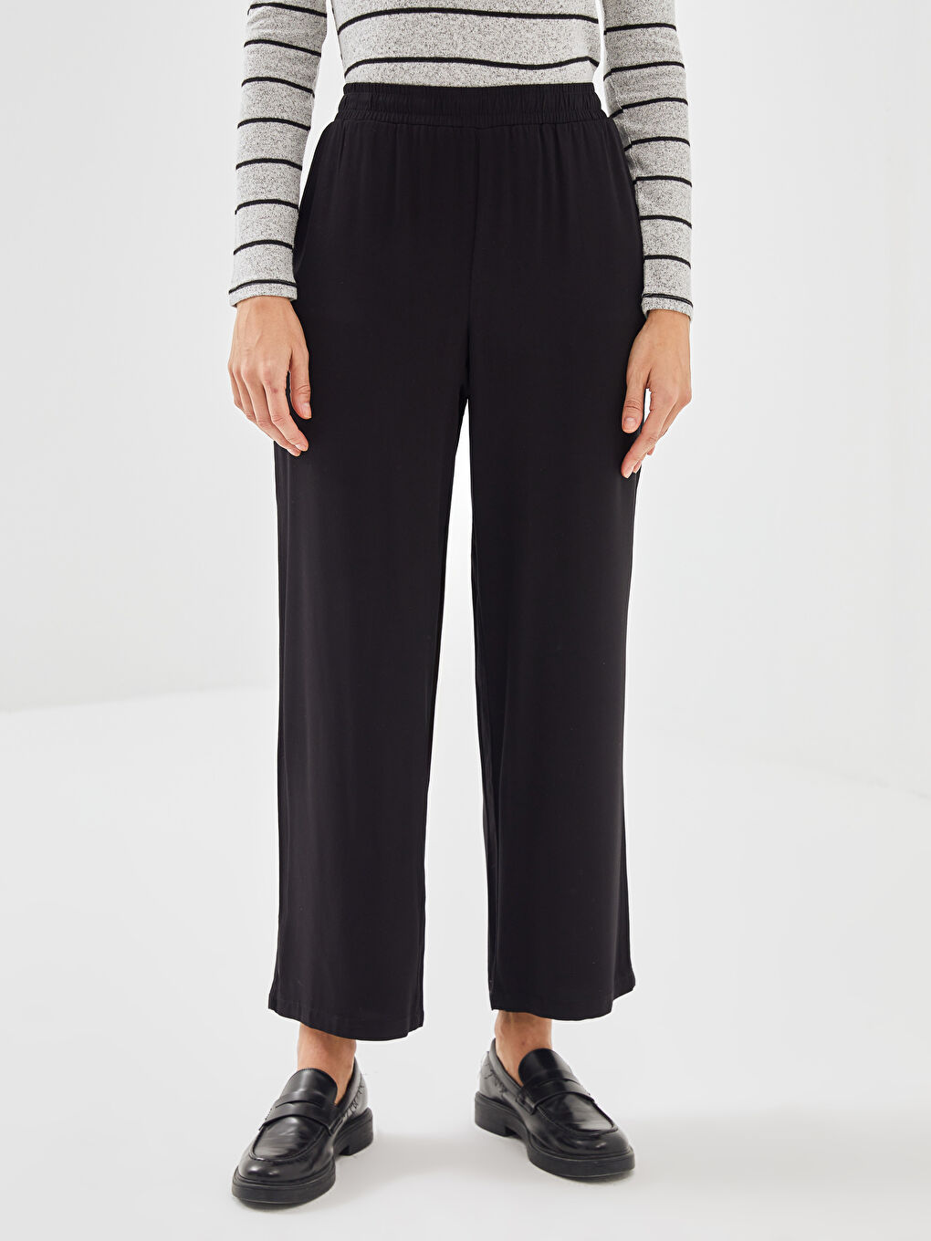 Pantalon à Taille Élastiquée à Jambe Large pour Femmes-1