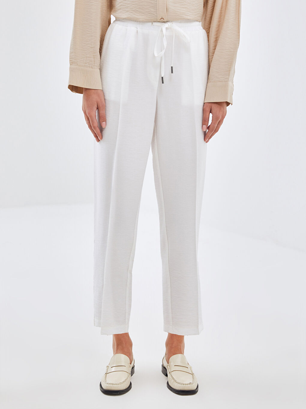 LCW Modest Beli Lastikli Havuç Kesim Kadın Pantolon -S54396Z8-QVD