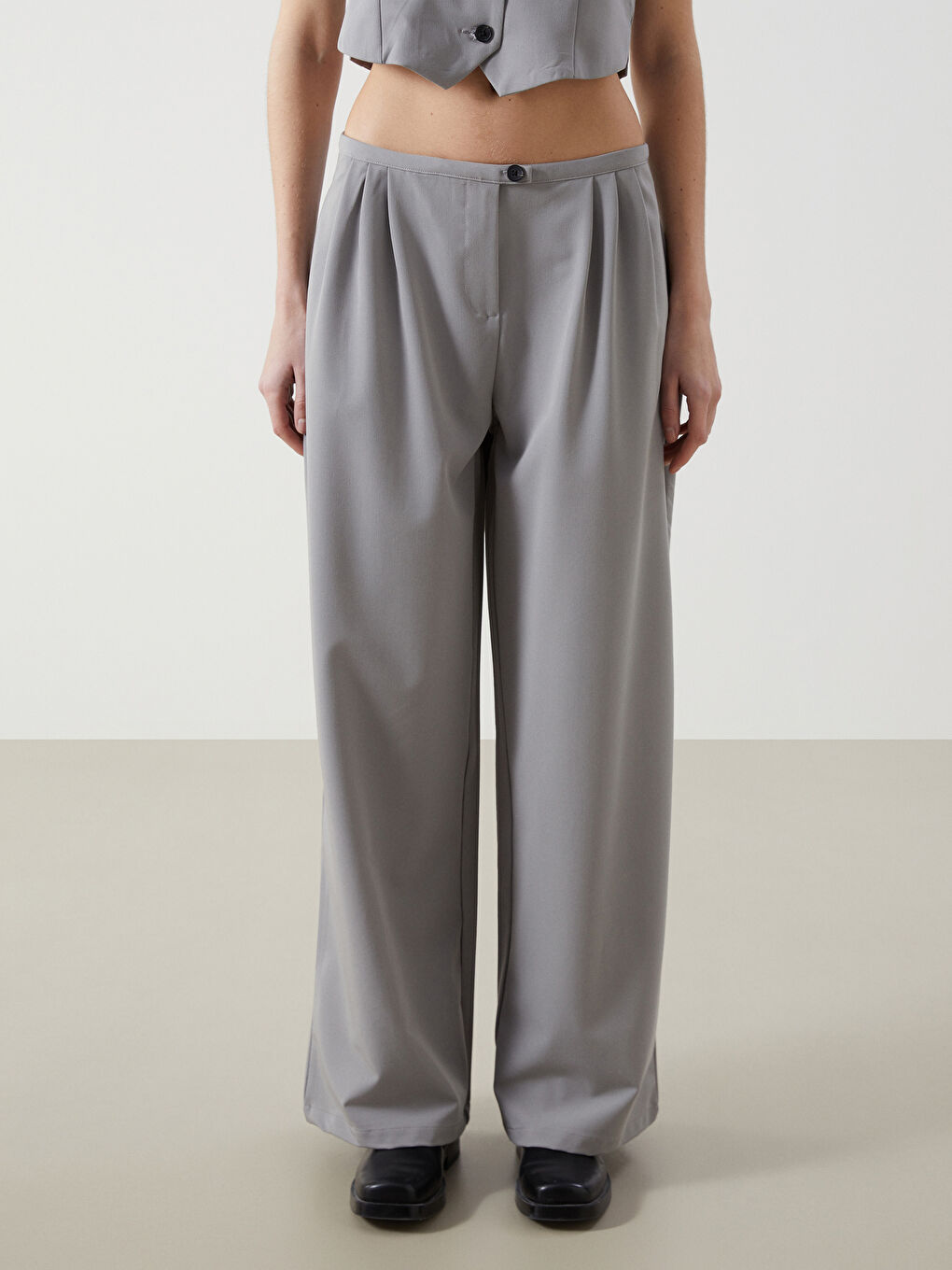 Ženske pantalone opuštenog kroja i širokih nogavica -S54573Z8-YQ1