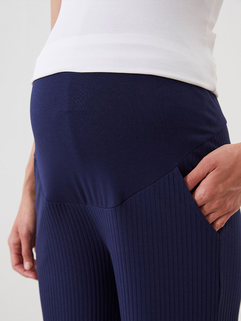 LCWAIKIKI Maternity Karın Panelli Dokulu Hamile Pantolon -S54639Z8-K7T