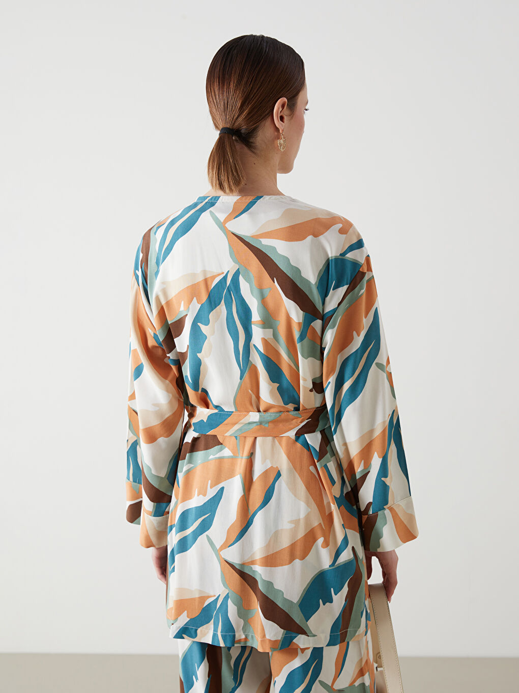 Shawl Collar Patterned Long Sleeve Kimono-3