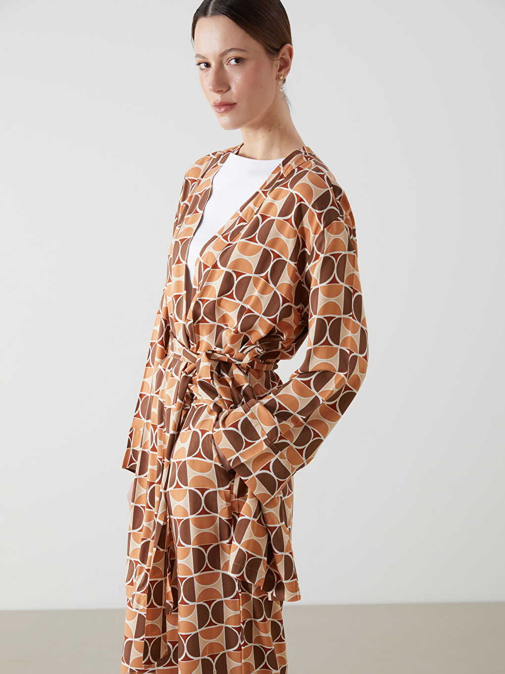 LCW Modest Şal Yaka Desenli Oversize Kadın Kimono -S54712Z8-LSR