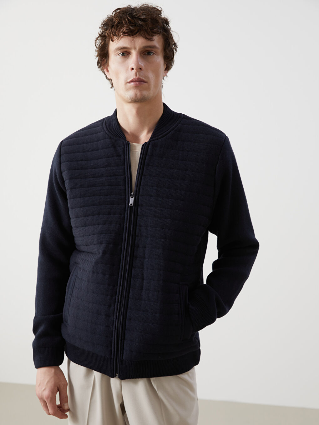 Cardigan en Tricot à Col Université pour Hommes Ajustement Standard