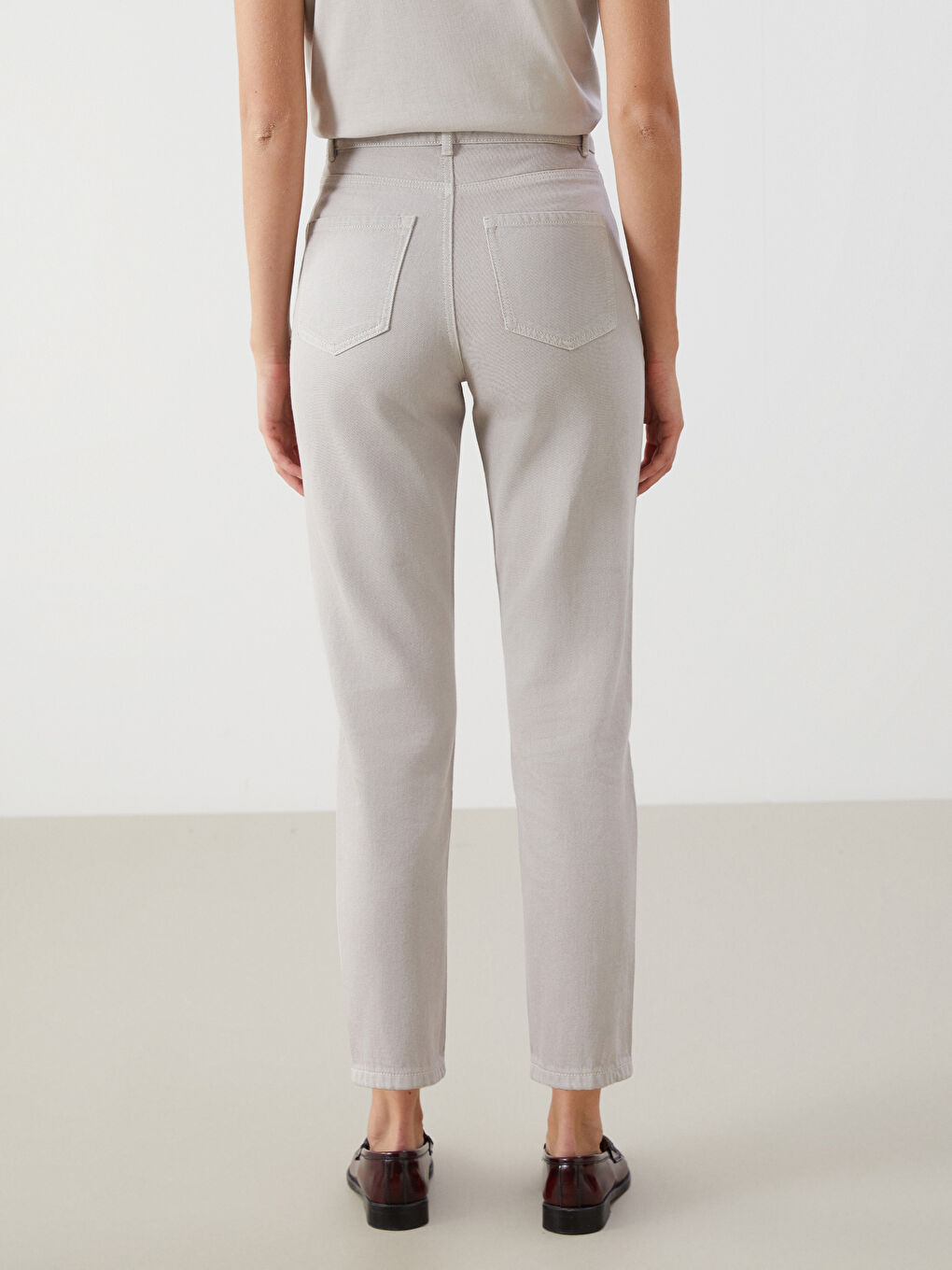 Женские джинсы Mom Fit-3