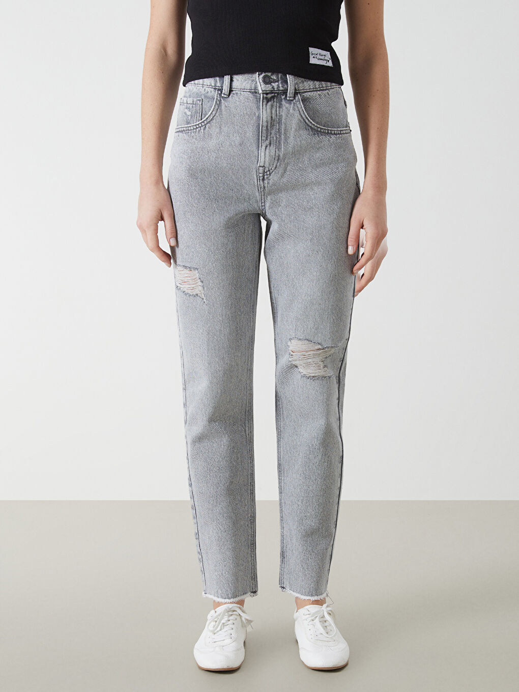 Mom Fit Ripped Detail Women's Jeans -S54887Z8-GRD
