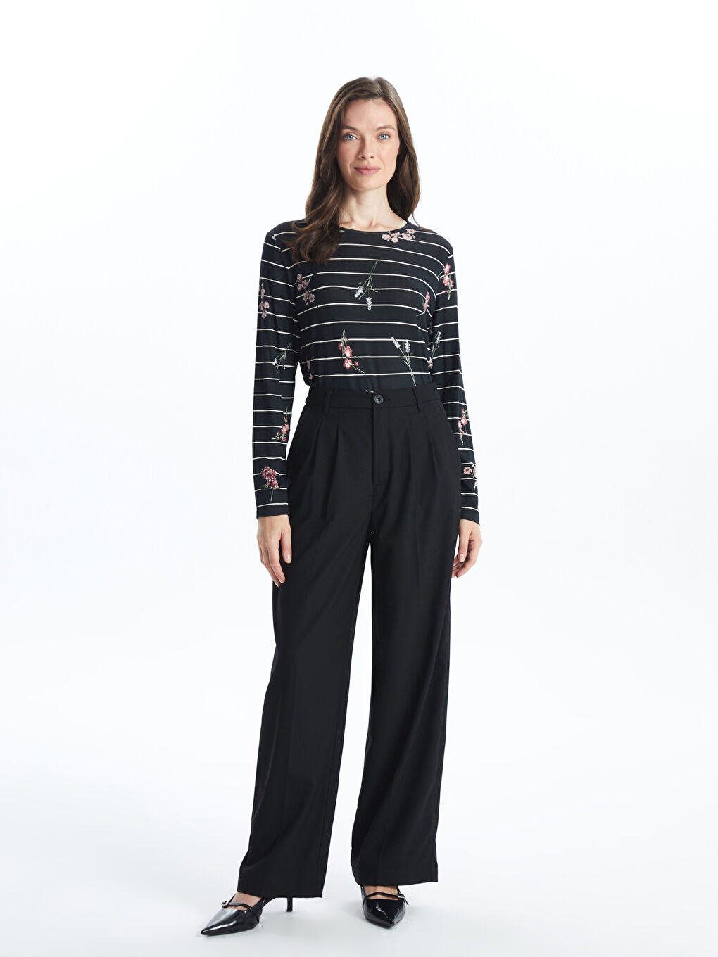 بلوز ڕه‌ش ئافرەت -S54913Z8-LEG