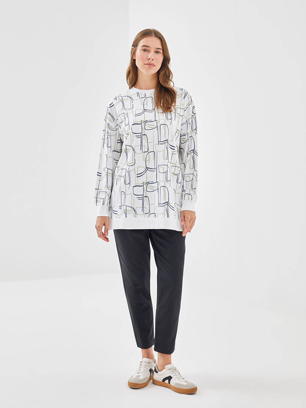 LCW Modest Bisiklet Yaka Desenli Kadın Sweatshirt Tunik -S54917Z8-LU7