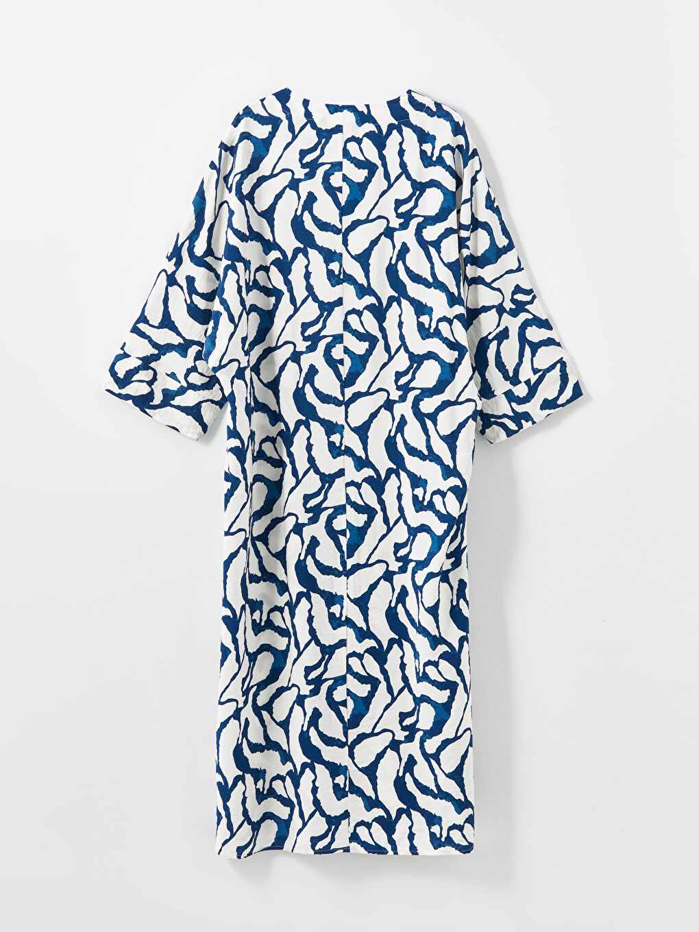 LCW Modest V Yaka Desenli Oversize Kadın Elbise -S55040Z8-LSJ