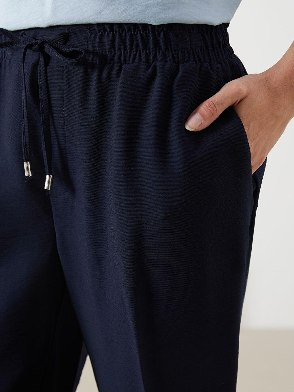 Elastic Waist Carrot Fit Women's Trousers -S55158Z8-CS0