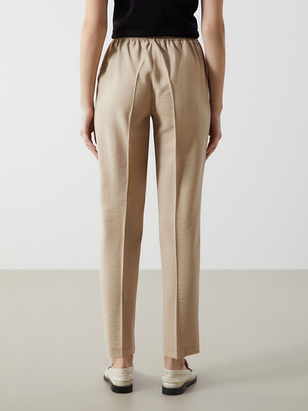 Pantalone za žene kroja šargarepe, sa elastičnim pojasom -S55158Z8-GBY