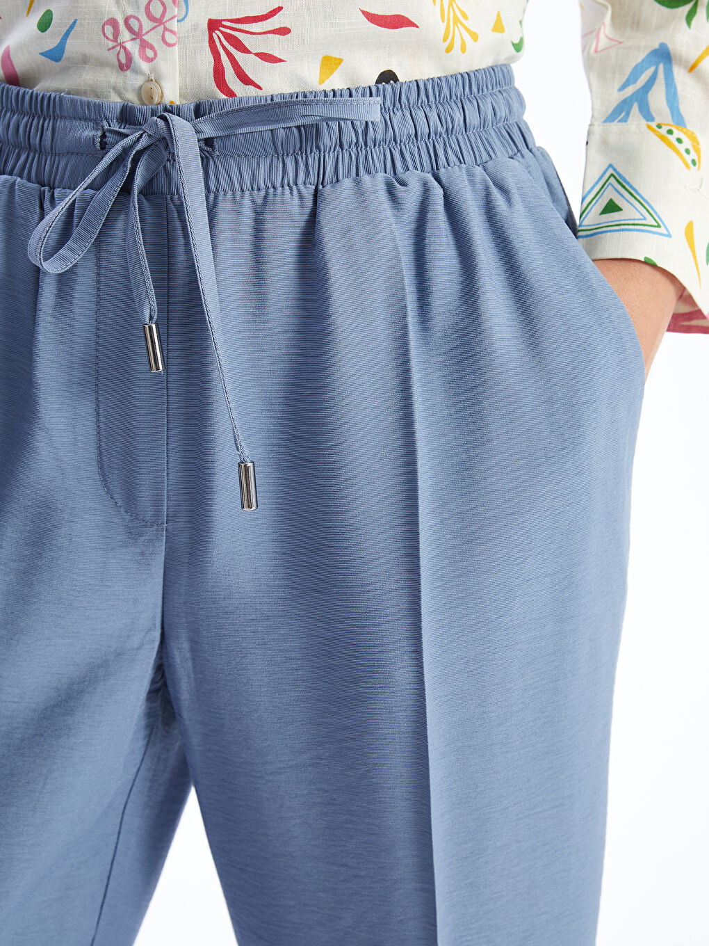 LCW Comfort Pantalon Taille Élastiquée Coupe Carotte pour Femmes -S55158Z8-R0T