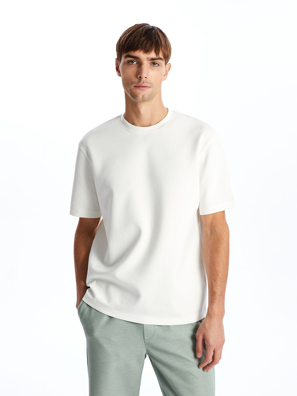 მრგვალი საყელო უბრალო ურთიერთბლოკირება მამაკაცებისთვის მაისური