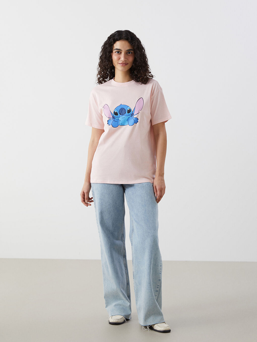 T-shirt à Col Rond Imprimé Lilo & Stitch pour Femmes-1