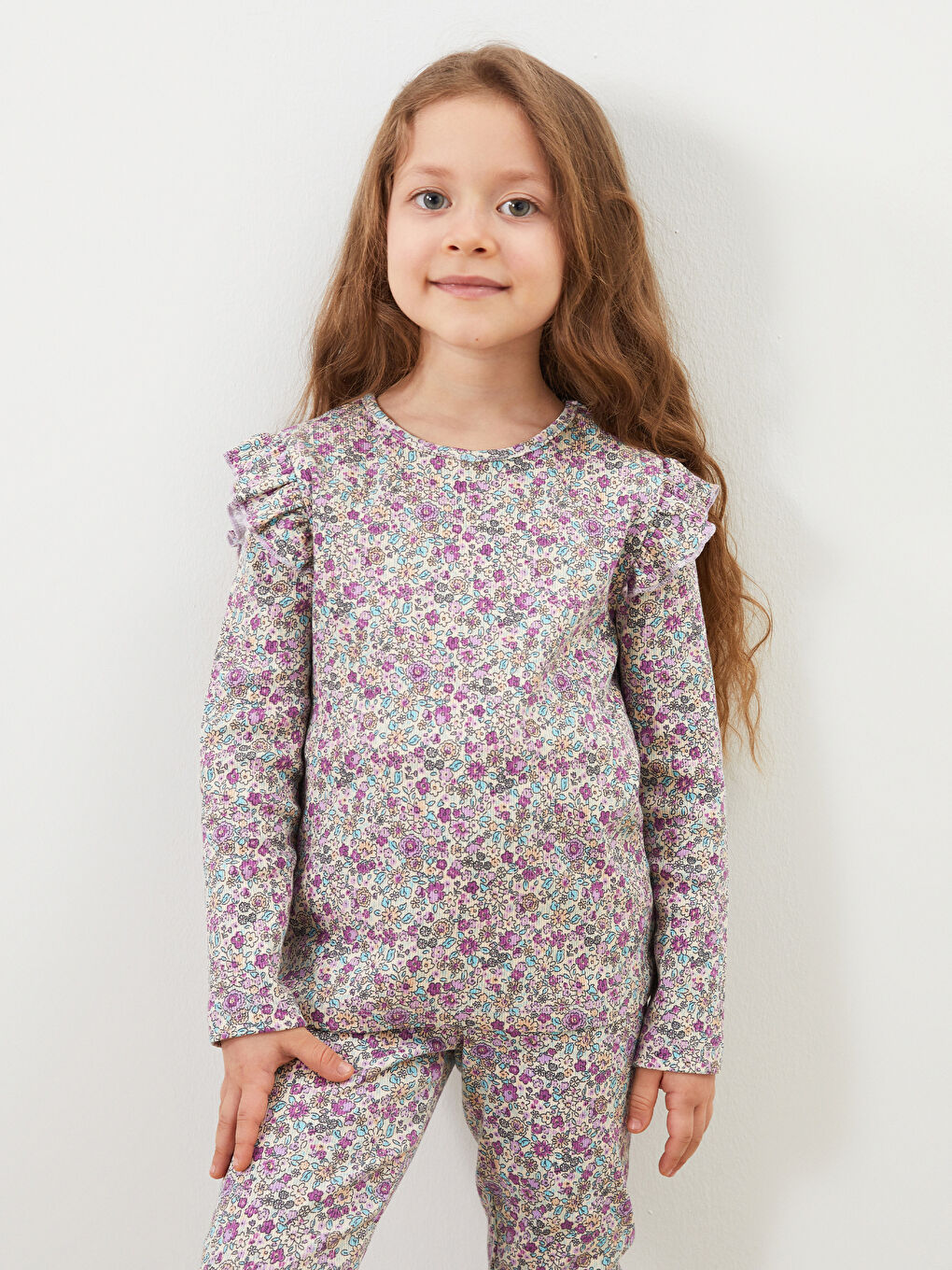LCW Kids Ekru Bisiklet Yaka Çiçekli Kız Çocuk Bluz ve Tayt 2'li - 1