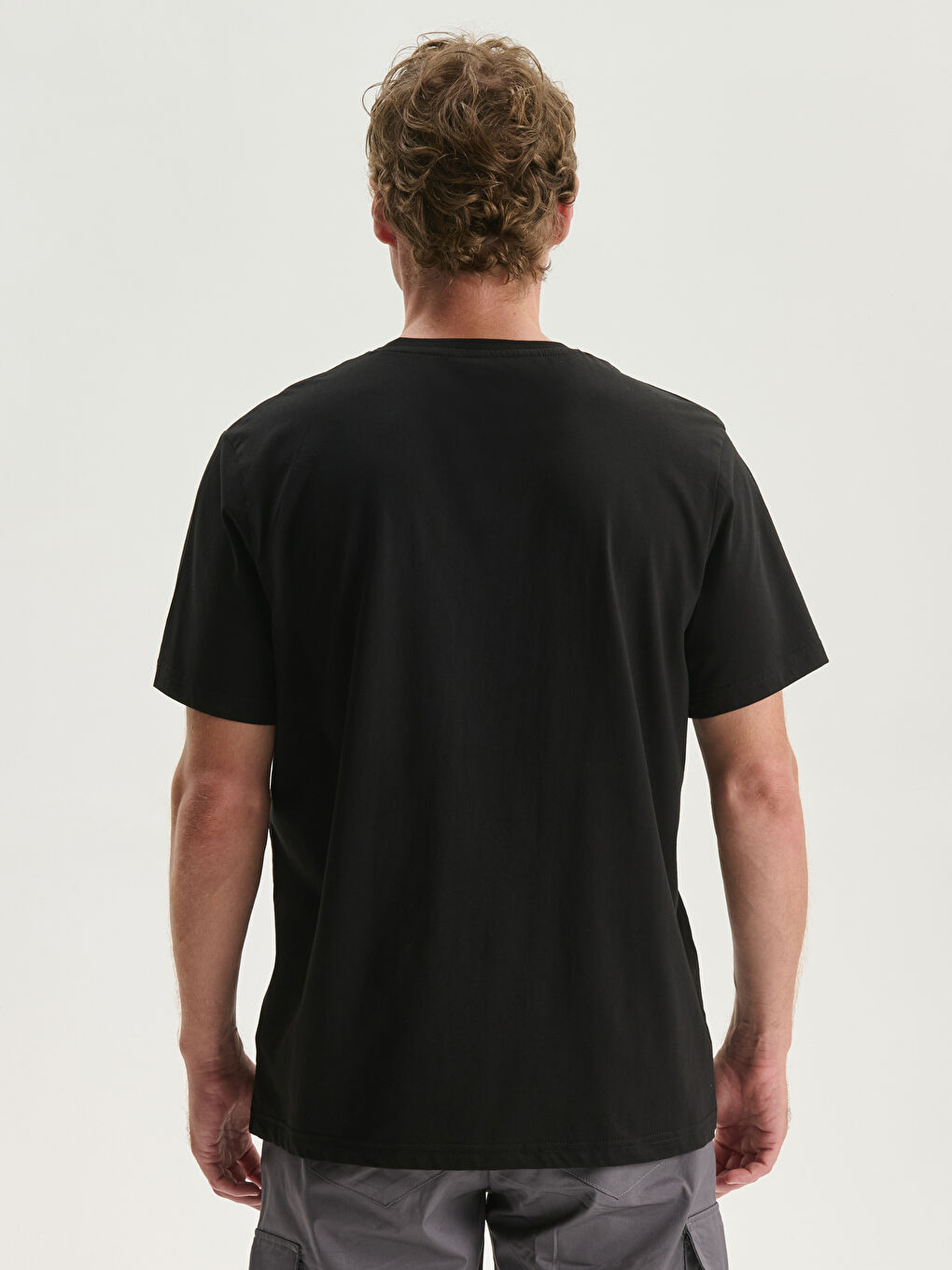 Siyah Bisiklet Yaka Baskılı Penye Erkek Tişört-3