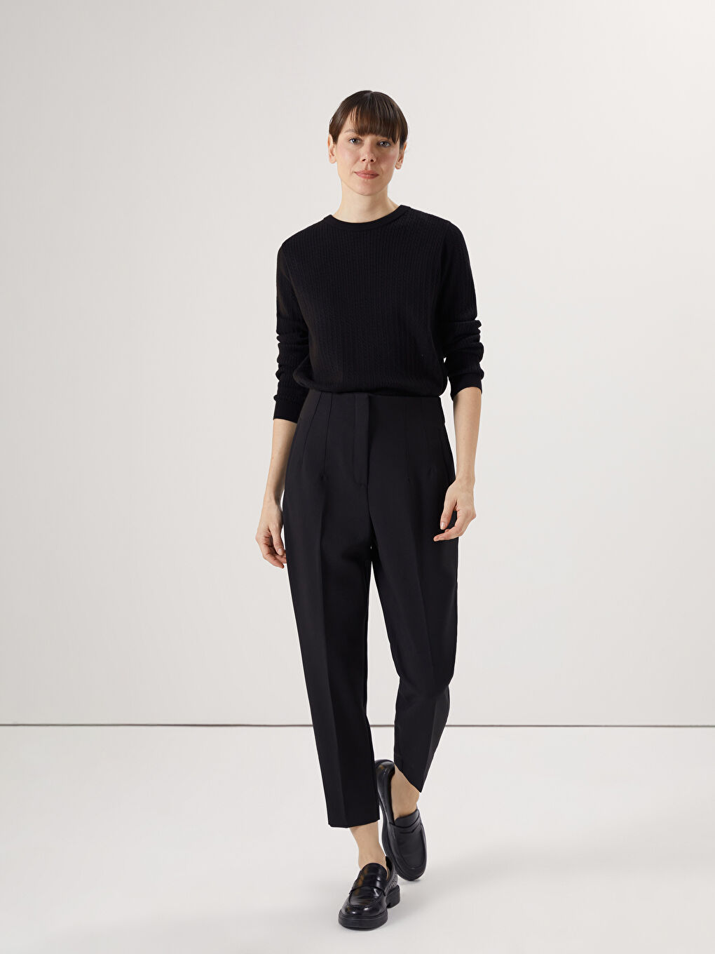 Standard Fit Pleated Women's Trousers -S55552Z8-CVL