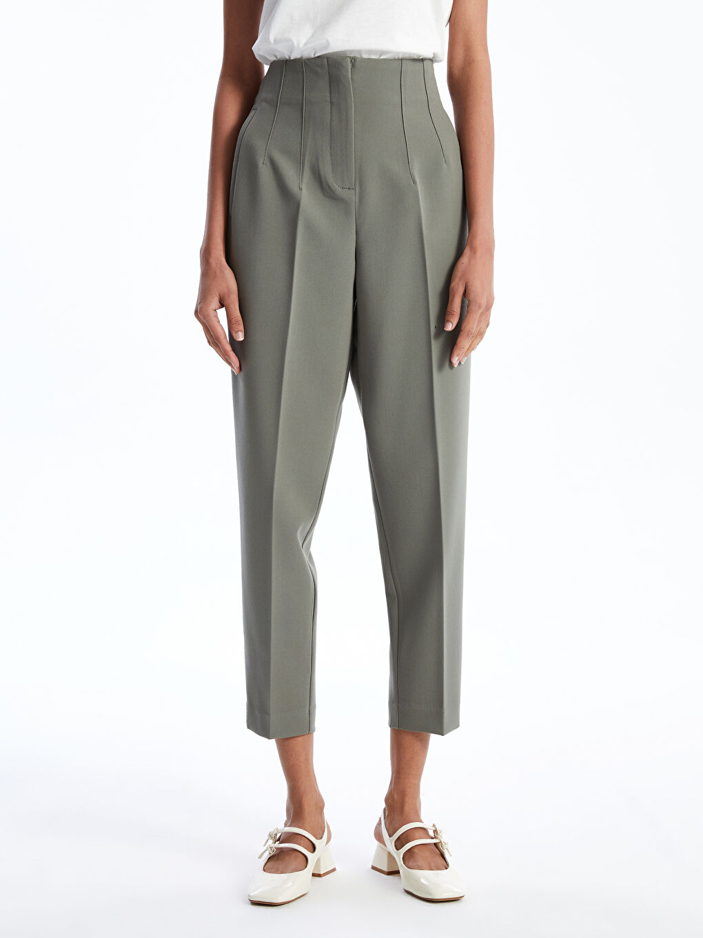 Standard Fit Pleated Women's Trousers -S55552Z8-GZA