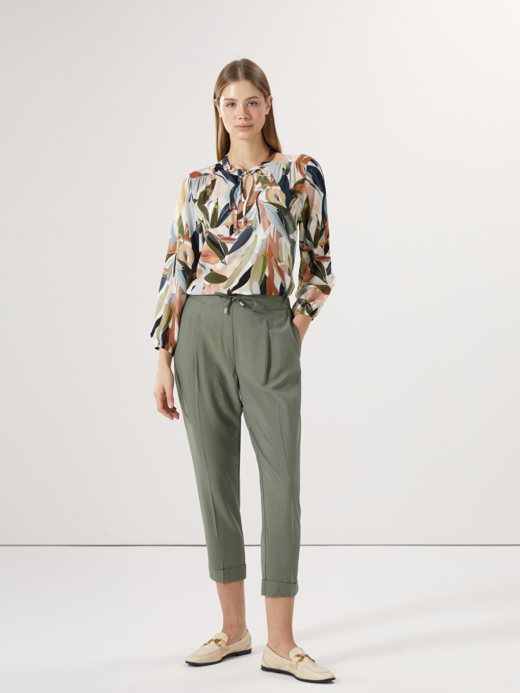 Pantalone za žene sa lastišem u struku -S55553Z8-GZA
