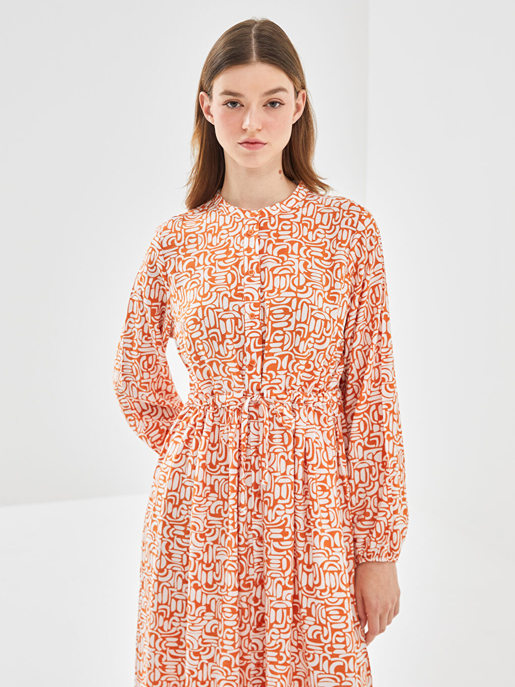 فستان نسائي منقوش بياقة جد-1