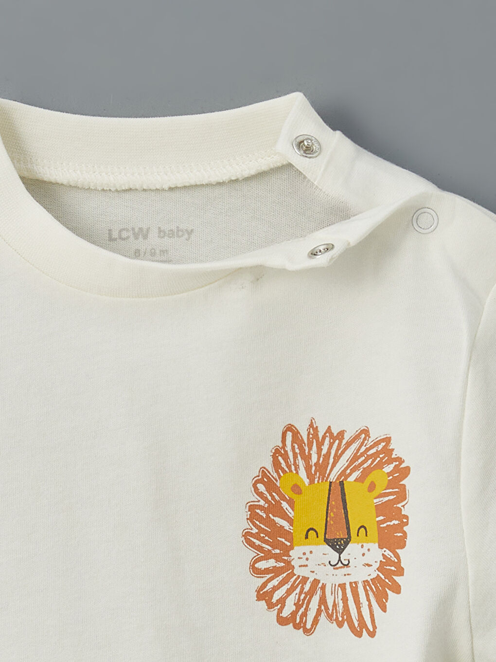 LCW baby Ekru Bisiklet Yaka Baskılı Erkek Bebek Tişört ve Pantolon 2'li - 3