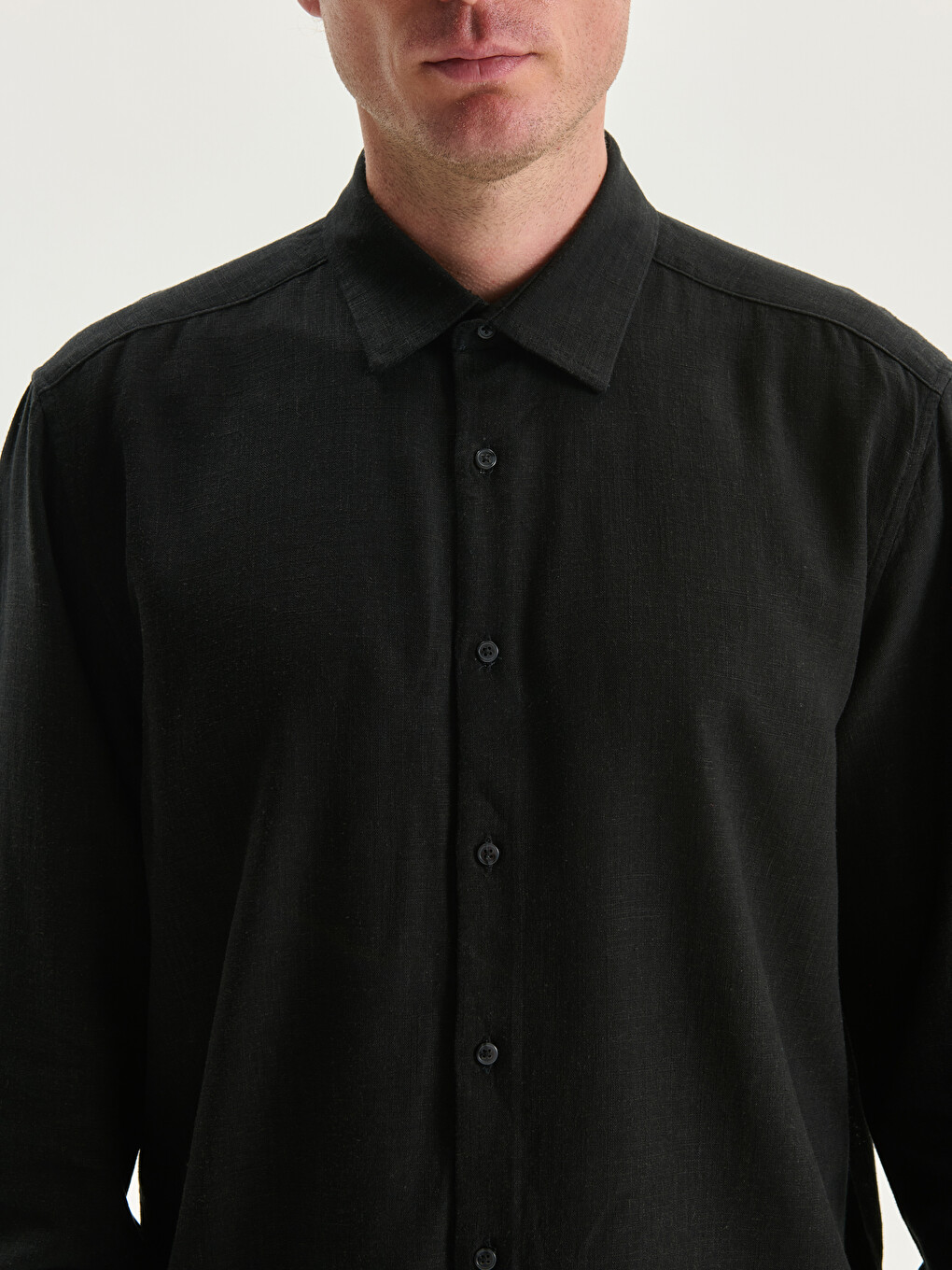Siyah Slim Fit Uzun Kollu Keten Karışımlı Erkek Gömlek-3