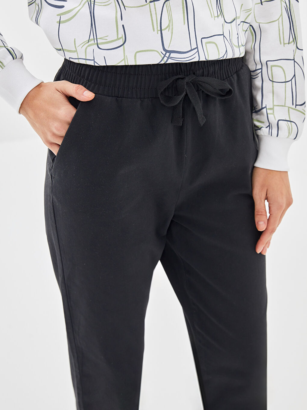 LCW Modest Beli Lastikli Rahat Kalıp Kadın Pantolon -S55733Z8-CVL