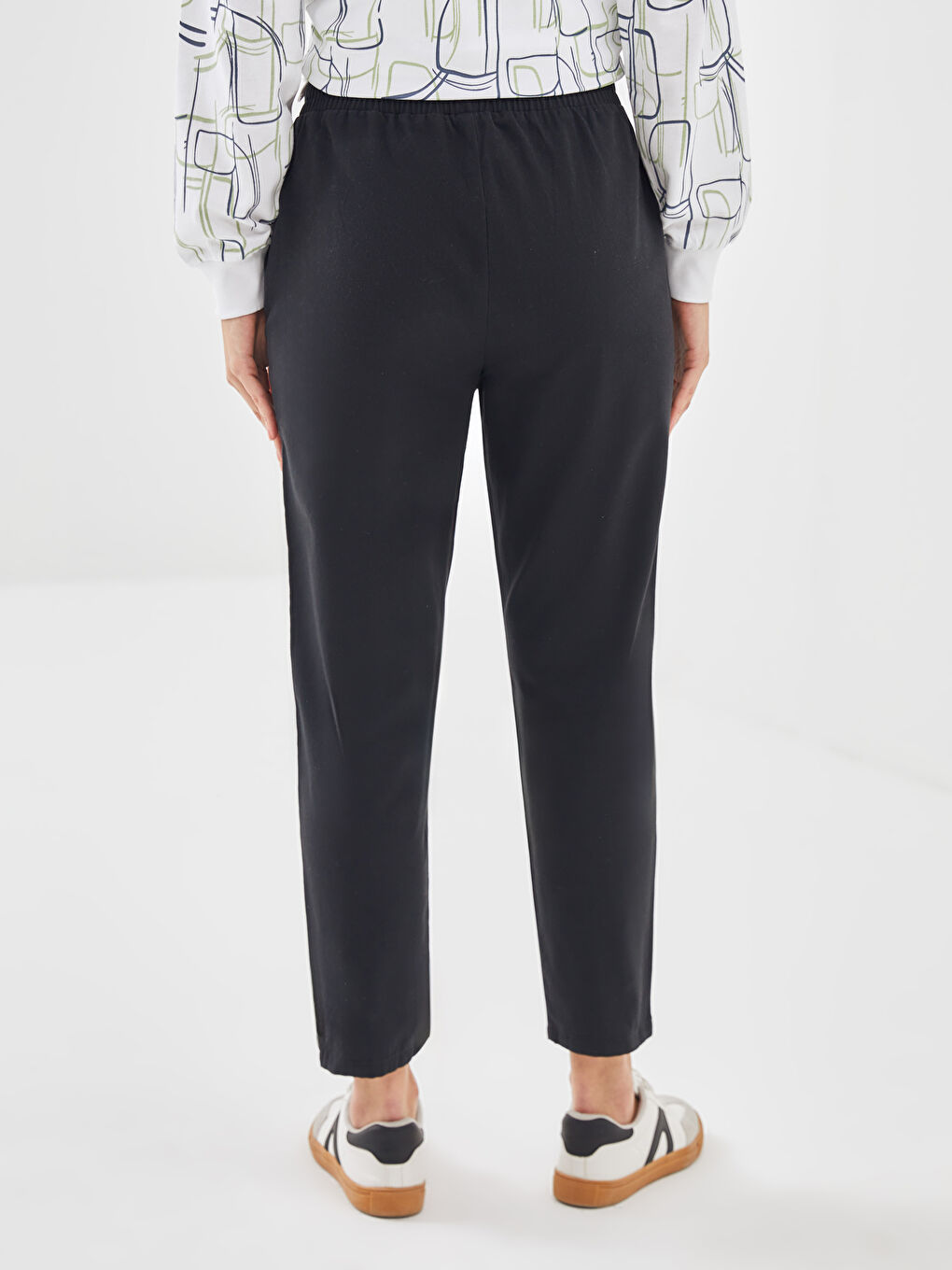 LCW Modest Beli Lastikli Rahat Kalıp Kadın Pantolon -S55733Z8-CVL