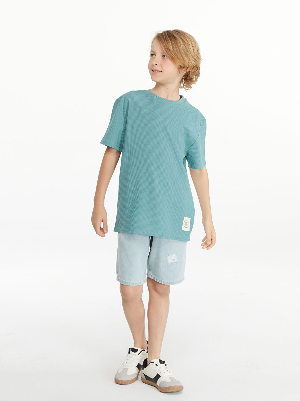 Crew Neck Textured Boys' T-Shirt -S55778Z4-GP4