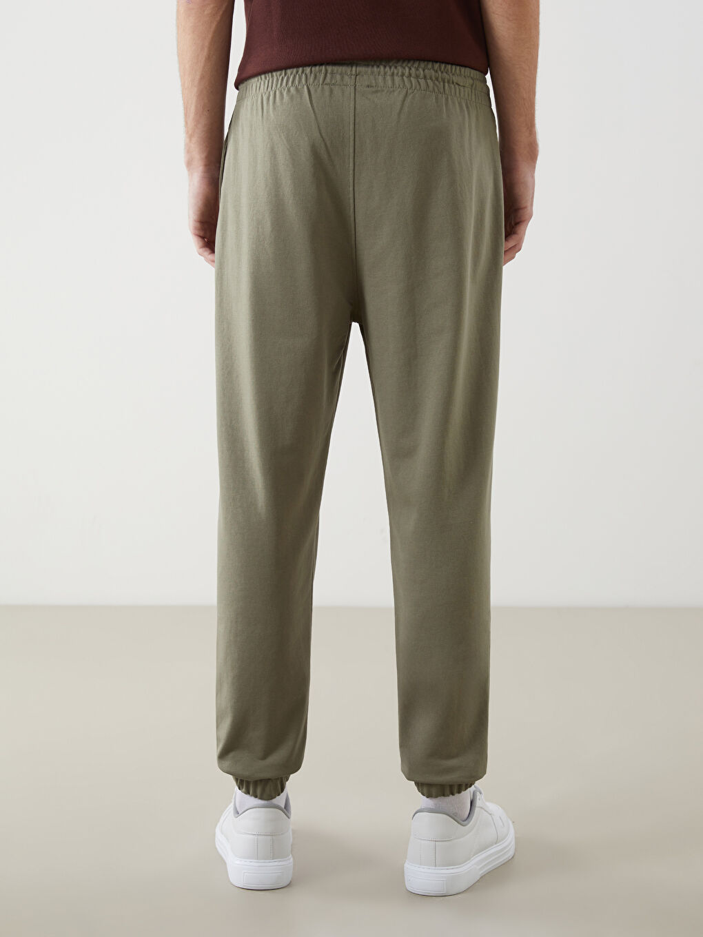 Standard Fit Men's Jogger Sweatpants -S55993Z8-YUY